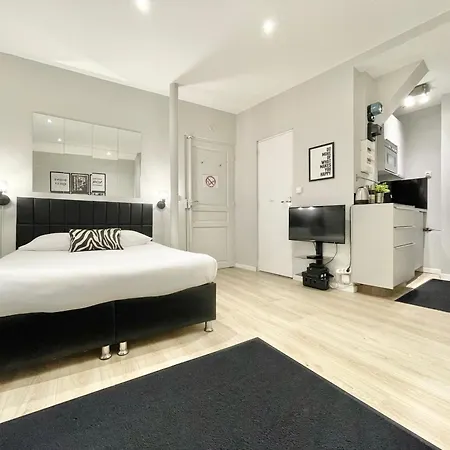 Apartment Charming Paris La Defense Puteaux
