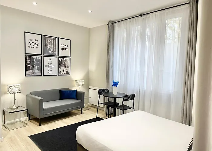 דירה Charming Paris La Defense פוטו